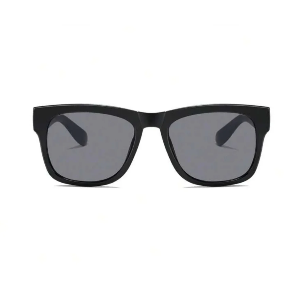 NEW Black Classic Sunglasses